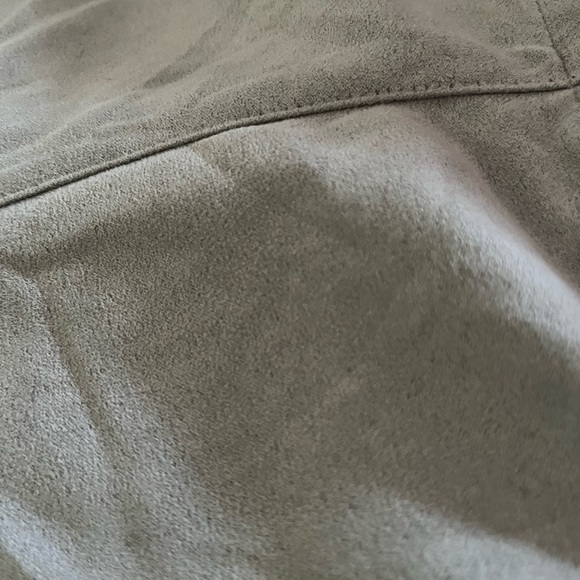 Faux suede trousers in EUC - Picture 4 of 4